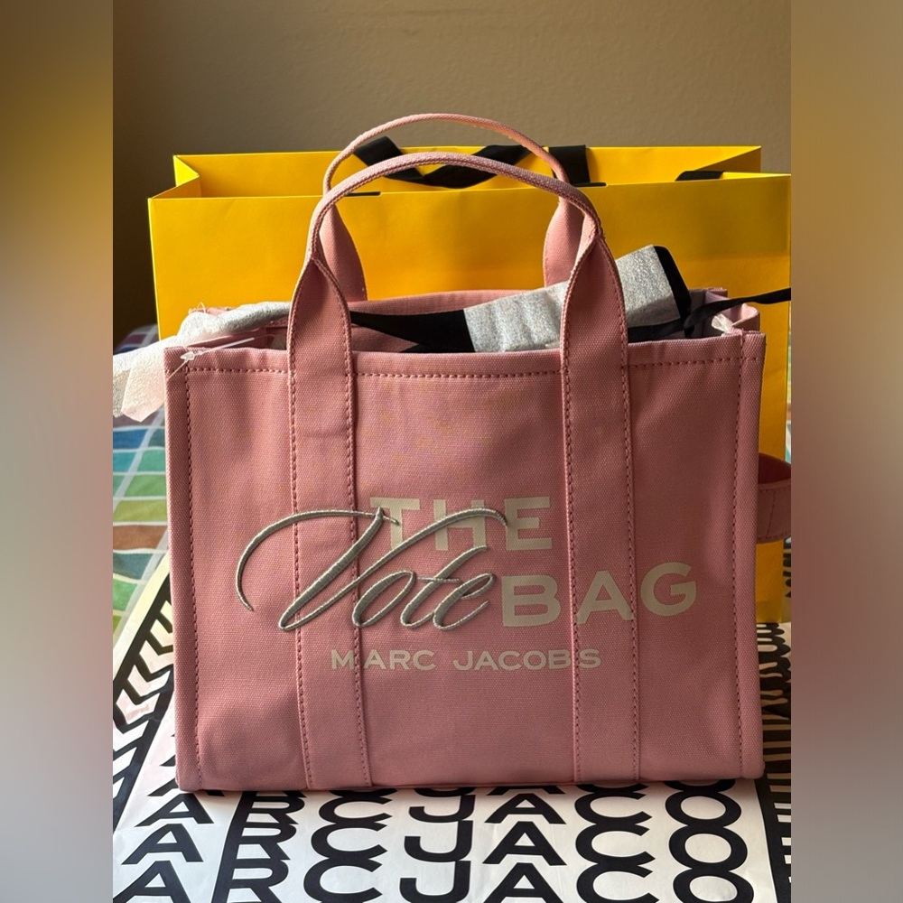 🗳️ MARC JACOBS THE VOTE TOTE 🗳️ NWT 🗳️